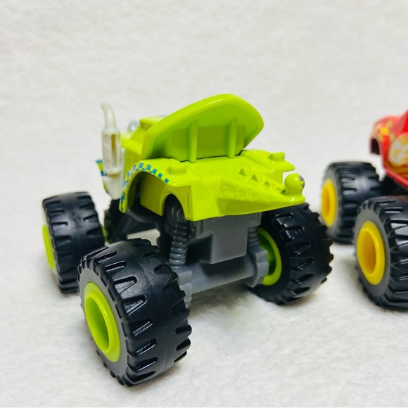 3” Blaze and the Monster Machines Diecast Trucks Zag + Blaze - Picture 4 of 11